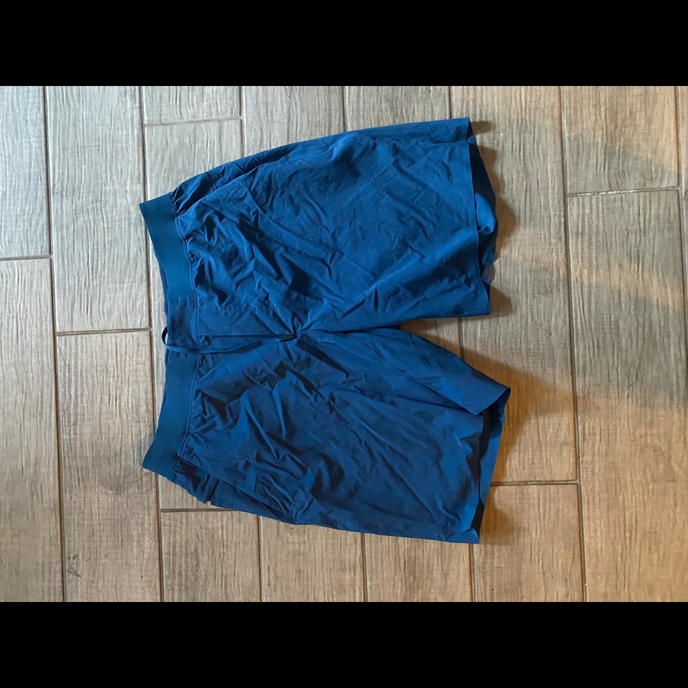 Men’s lululemon shorts